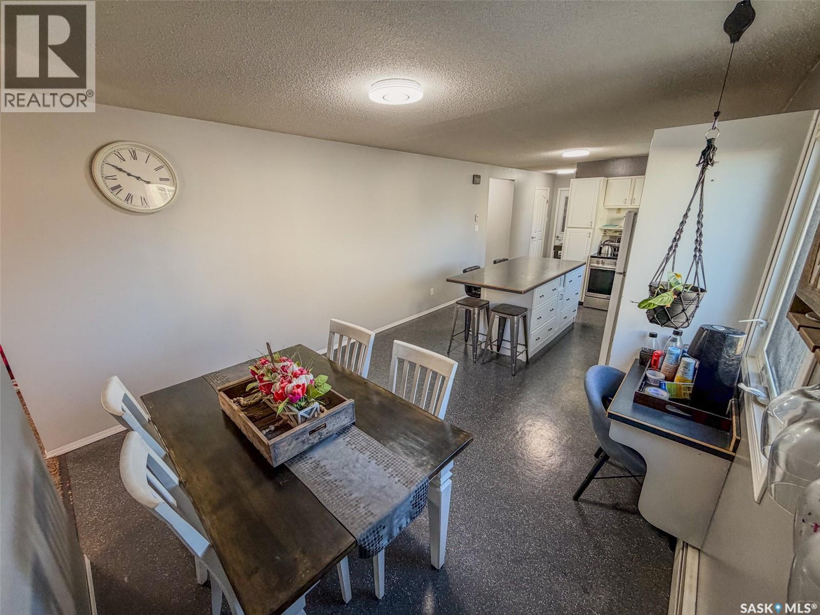 405 5th STREET E - 29