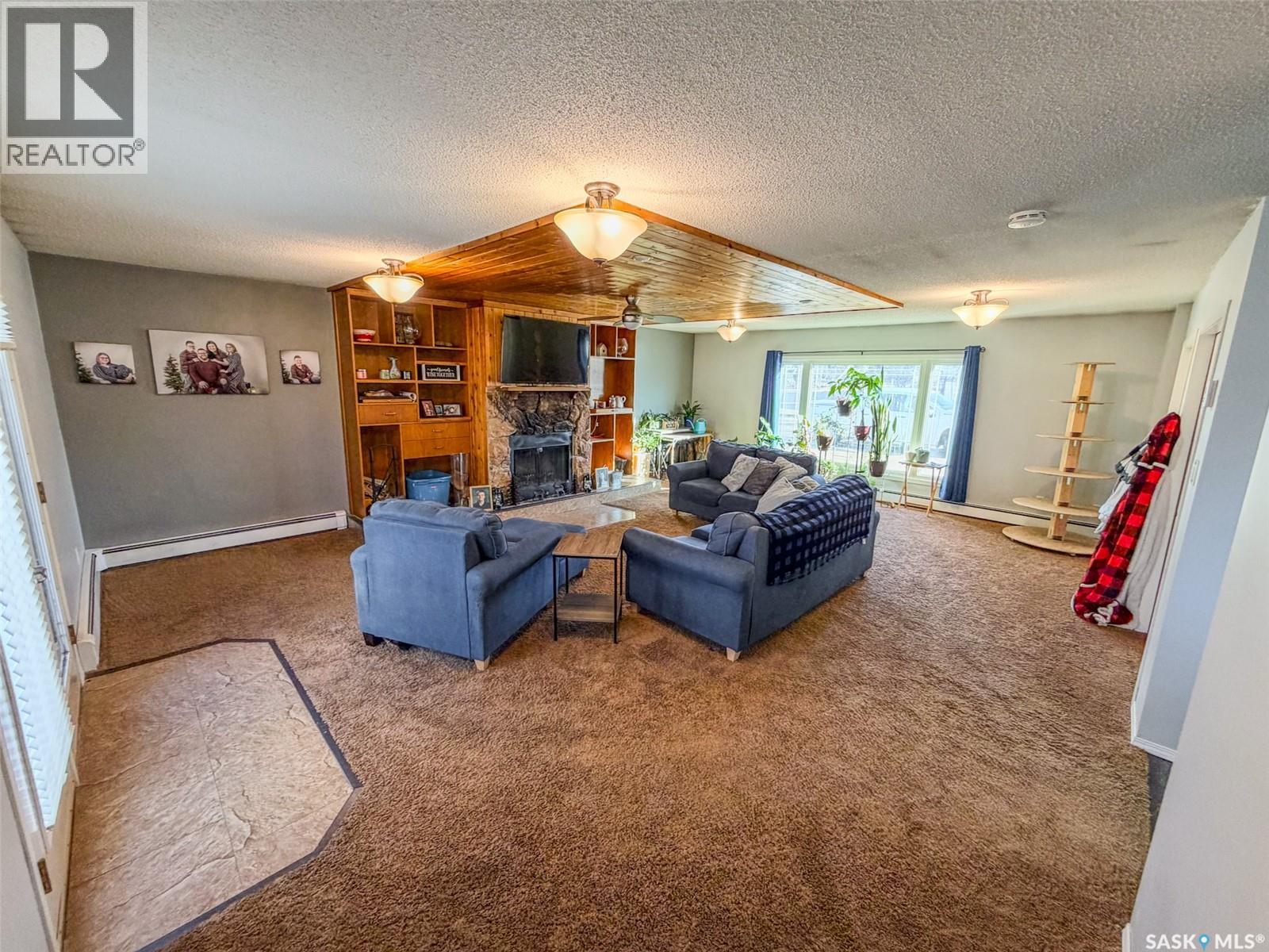 405 5th STREET E - 35