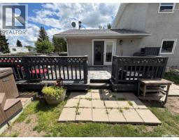 405 5th Street E, Shaunavon, SK S0N2M0 Photo 46