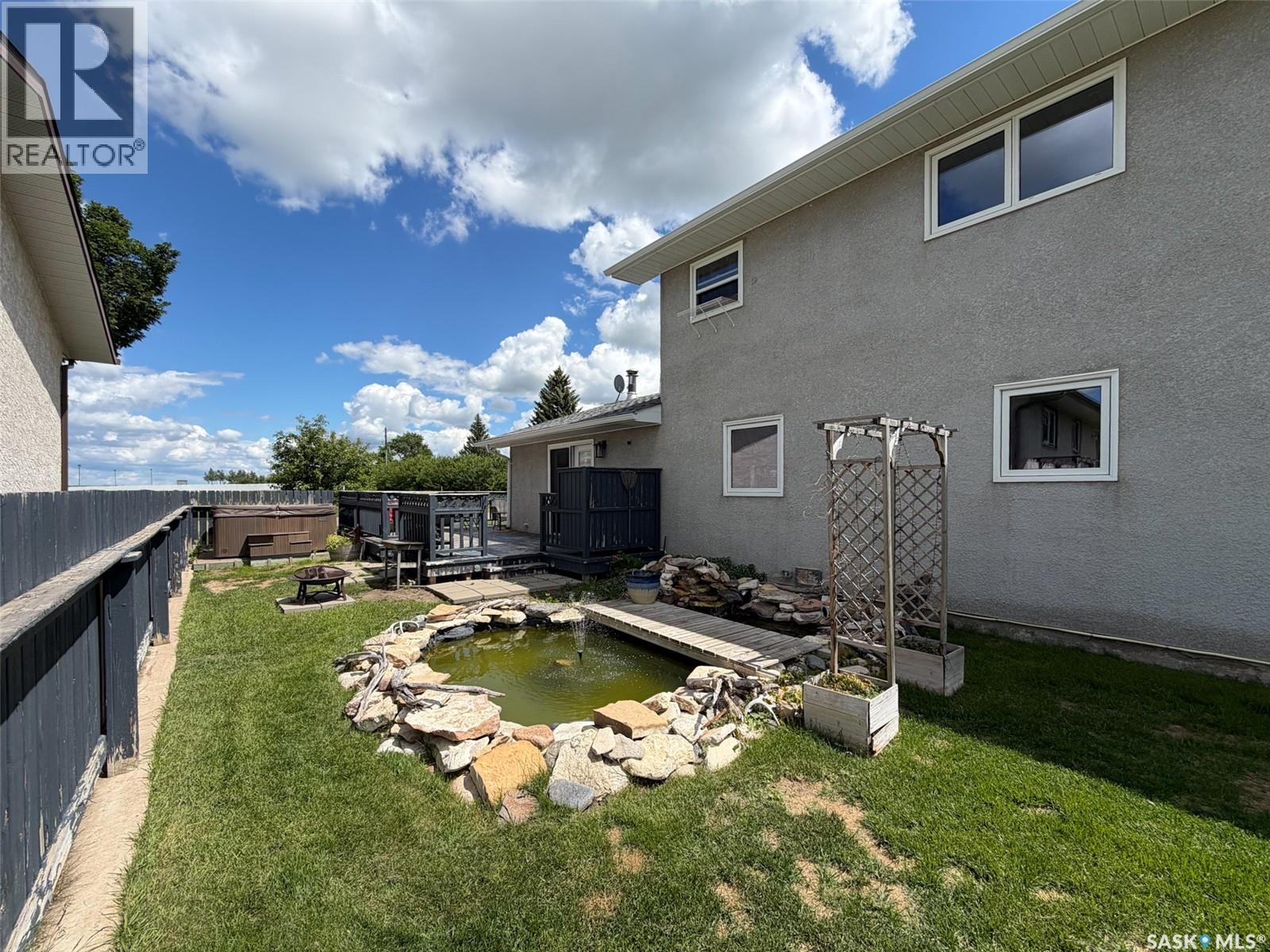 405 5th STREET E - 49