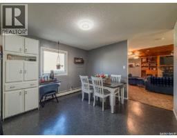 405 5th Street E, Shaunavon, SK S0N2M0 Photo 32