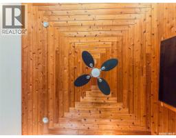 405 5th Street E, Shaunavon, SK S0N2M0 Photo 38