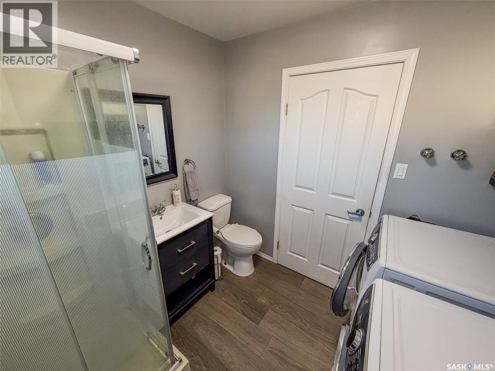405 5th STREET E - 28