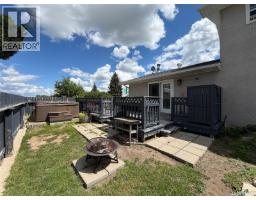 405 5th Street E, Shaunavon, SK S0N2M0 Photo 45
