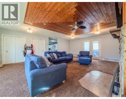 405 5th Street E, Shaunavon, SK S0N2M0 Photo 39