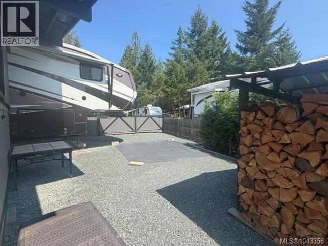 #A4 2650 Turnbull Rd - 21