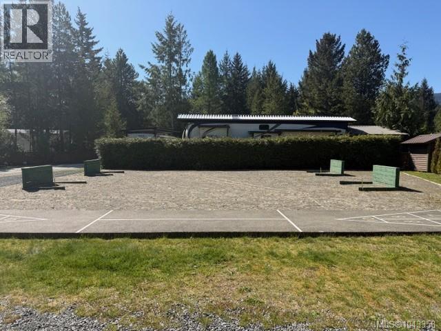 #A4 2650 Turnbull Rd - 27