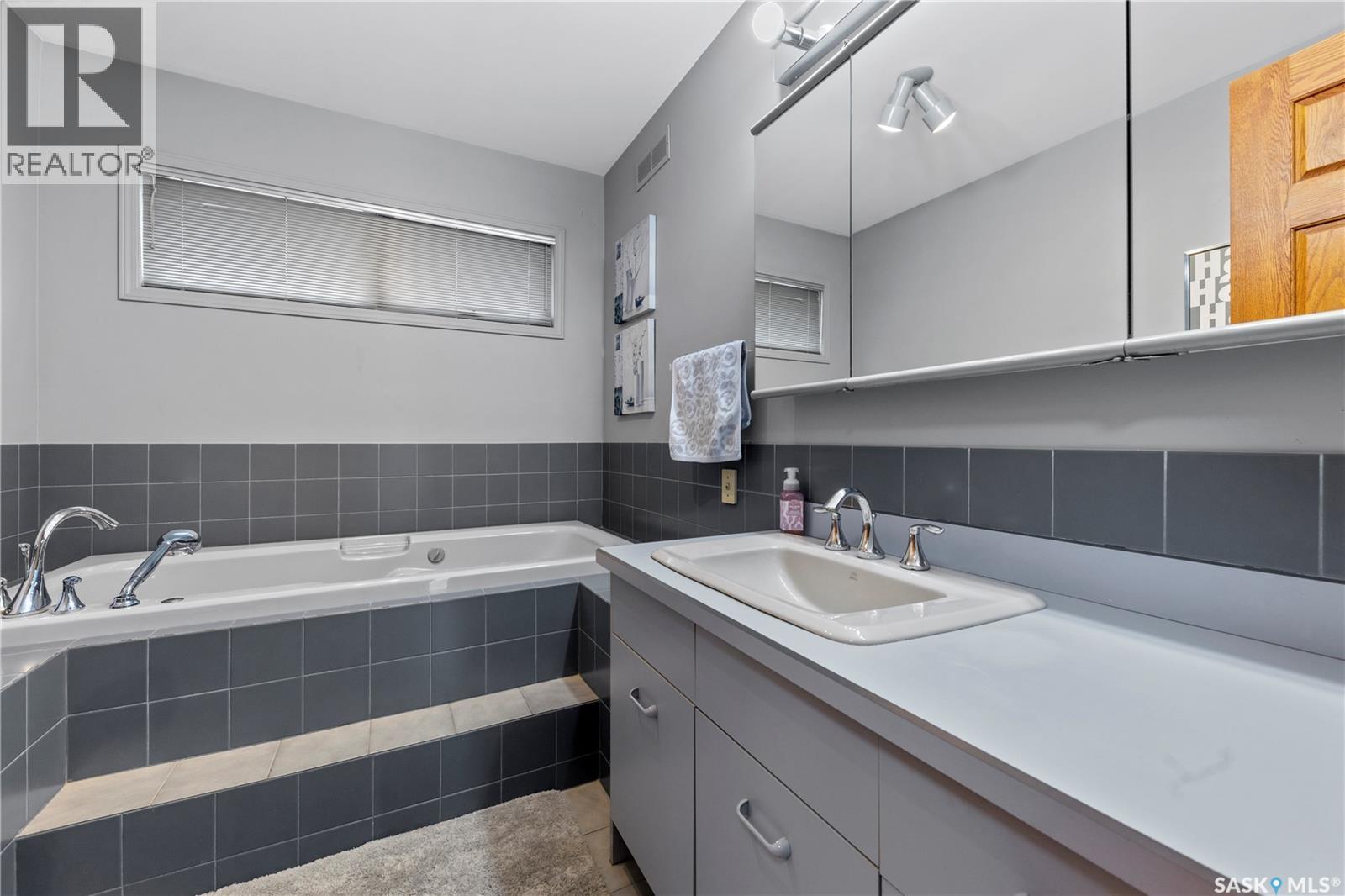 270 Prospect CRESCENT - 23