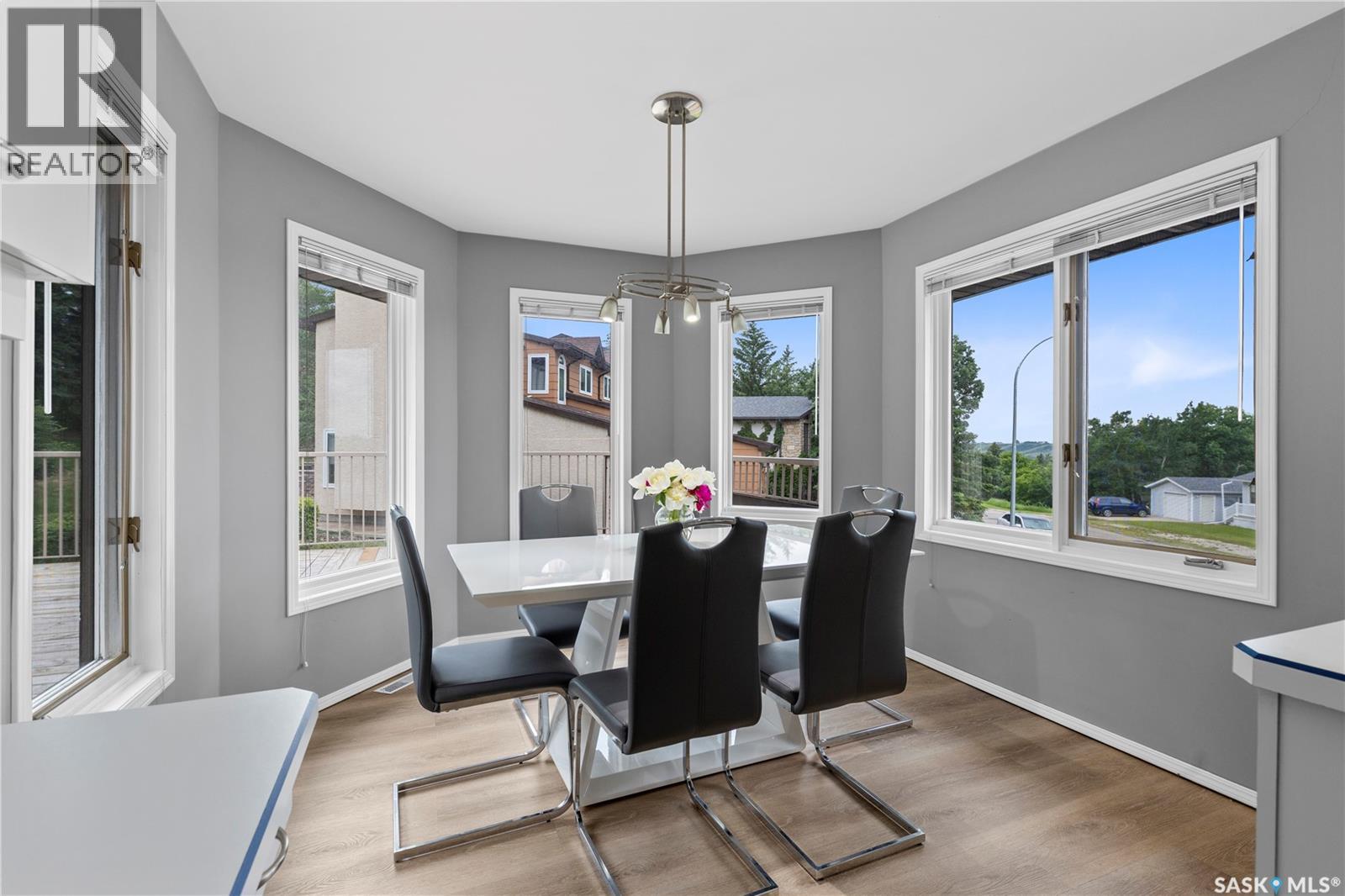 270 Prospect CRESCENT - 13