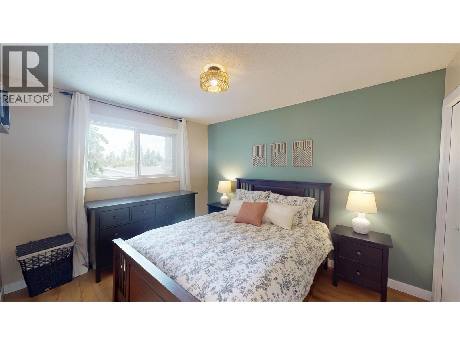 1108 11 Street S - 14