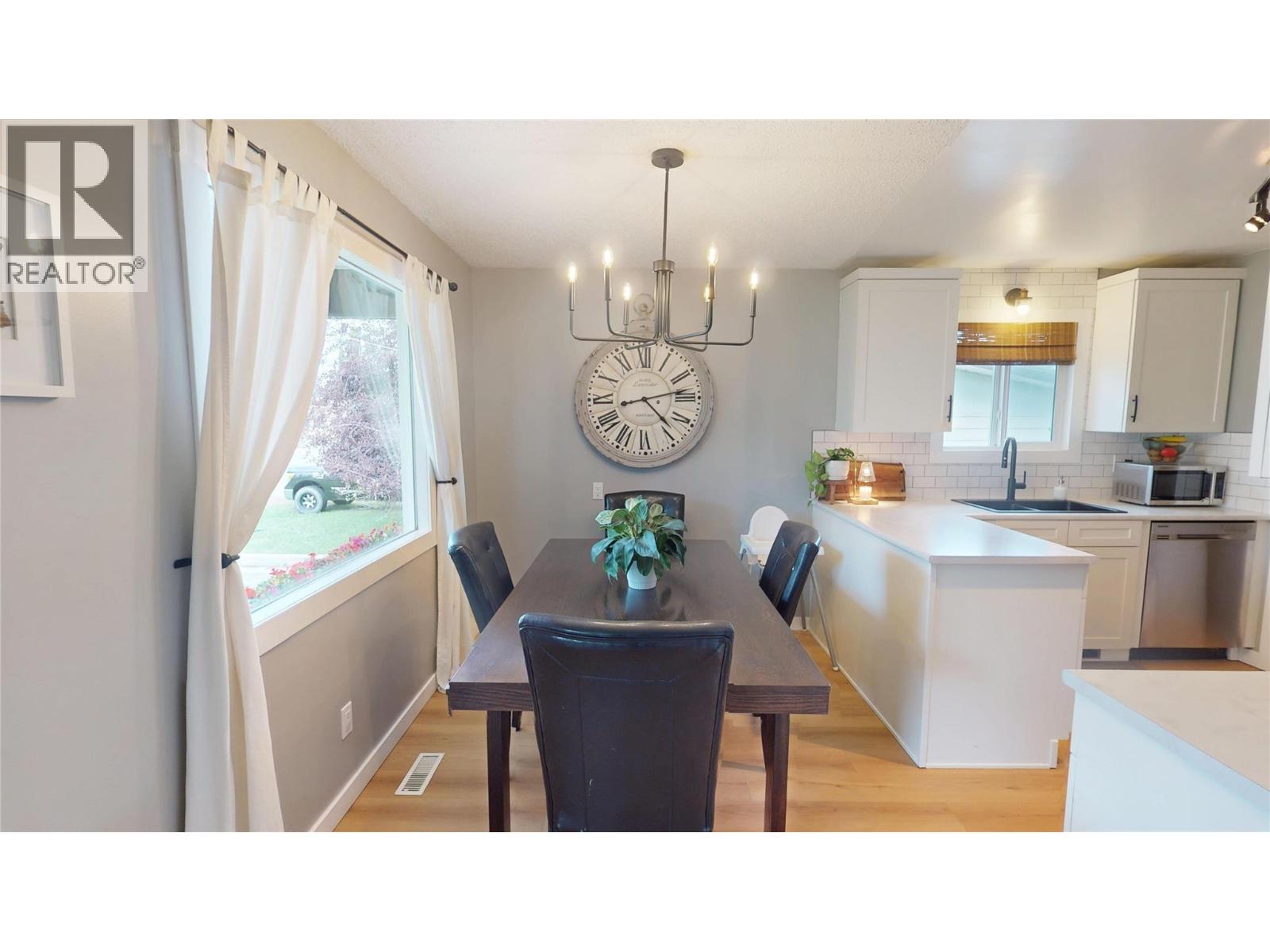 1108 11 Street S - 8
