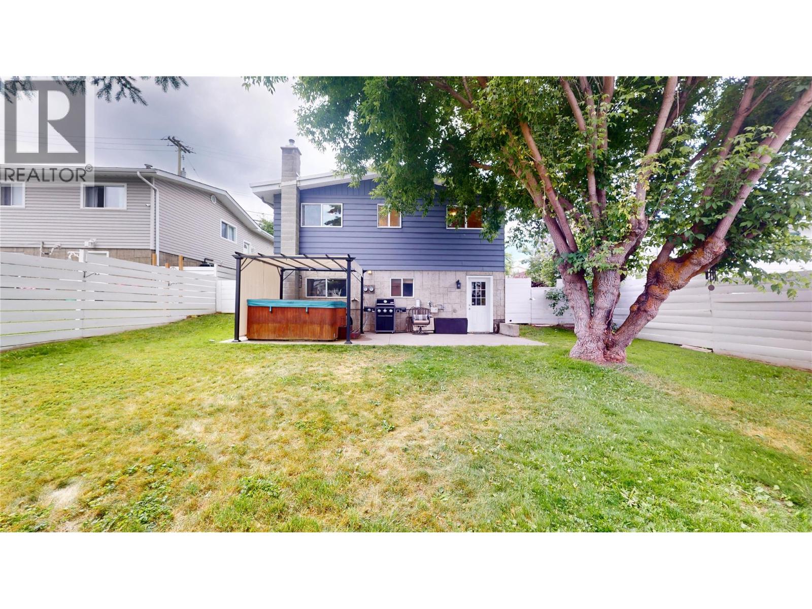 1108 11 Street S - 36