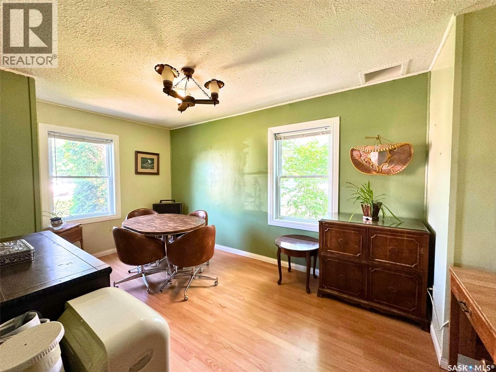 249 6th STREET E - 15