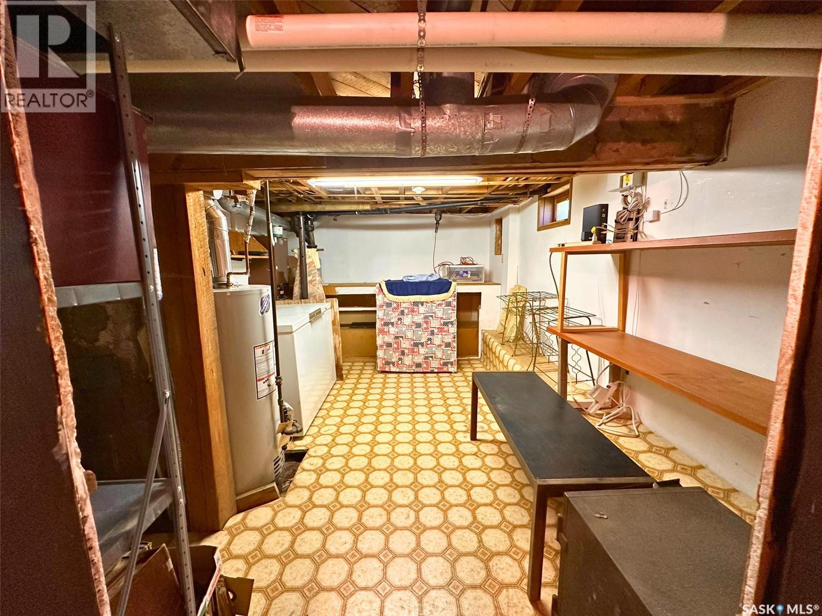 249 6th STREET E - 39