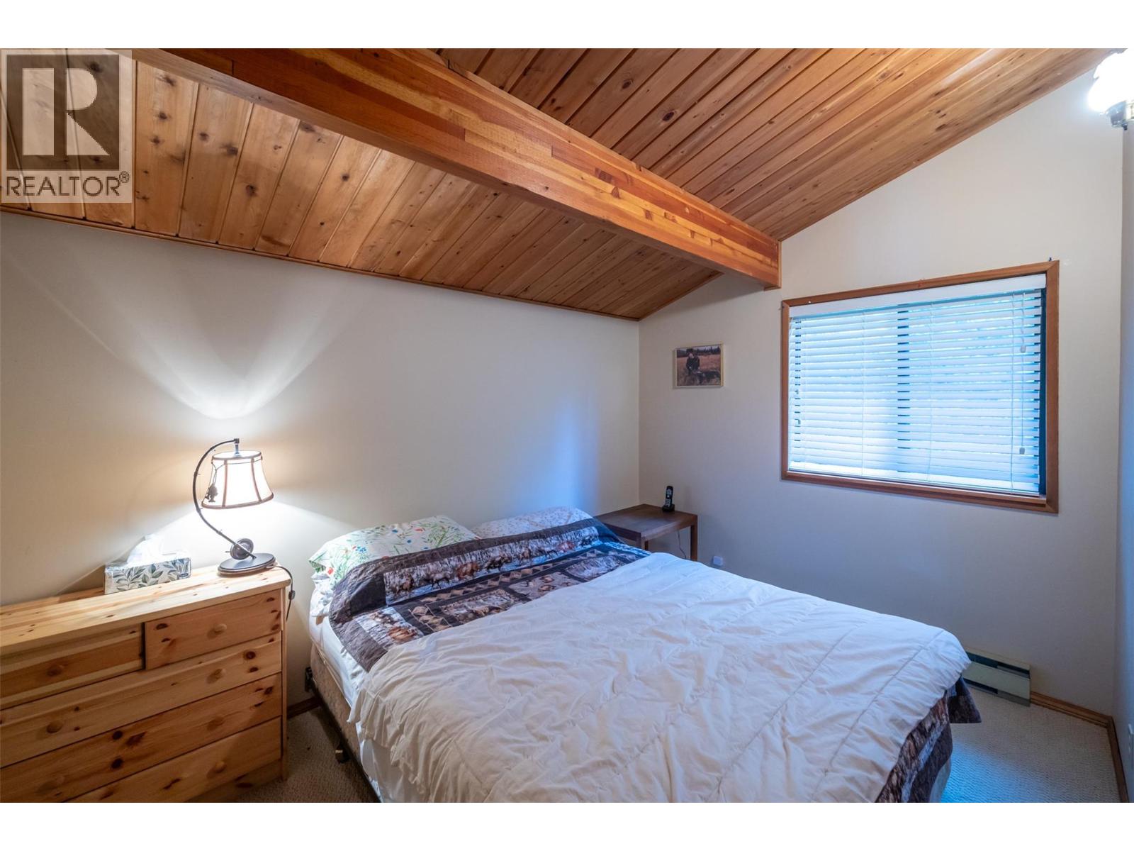 272 Link Lake Road, Princeton