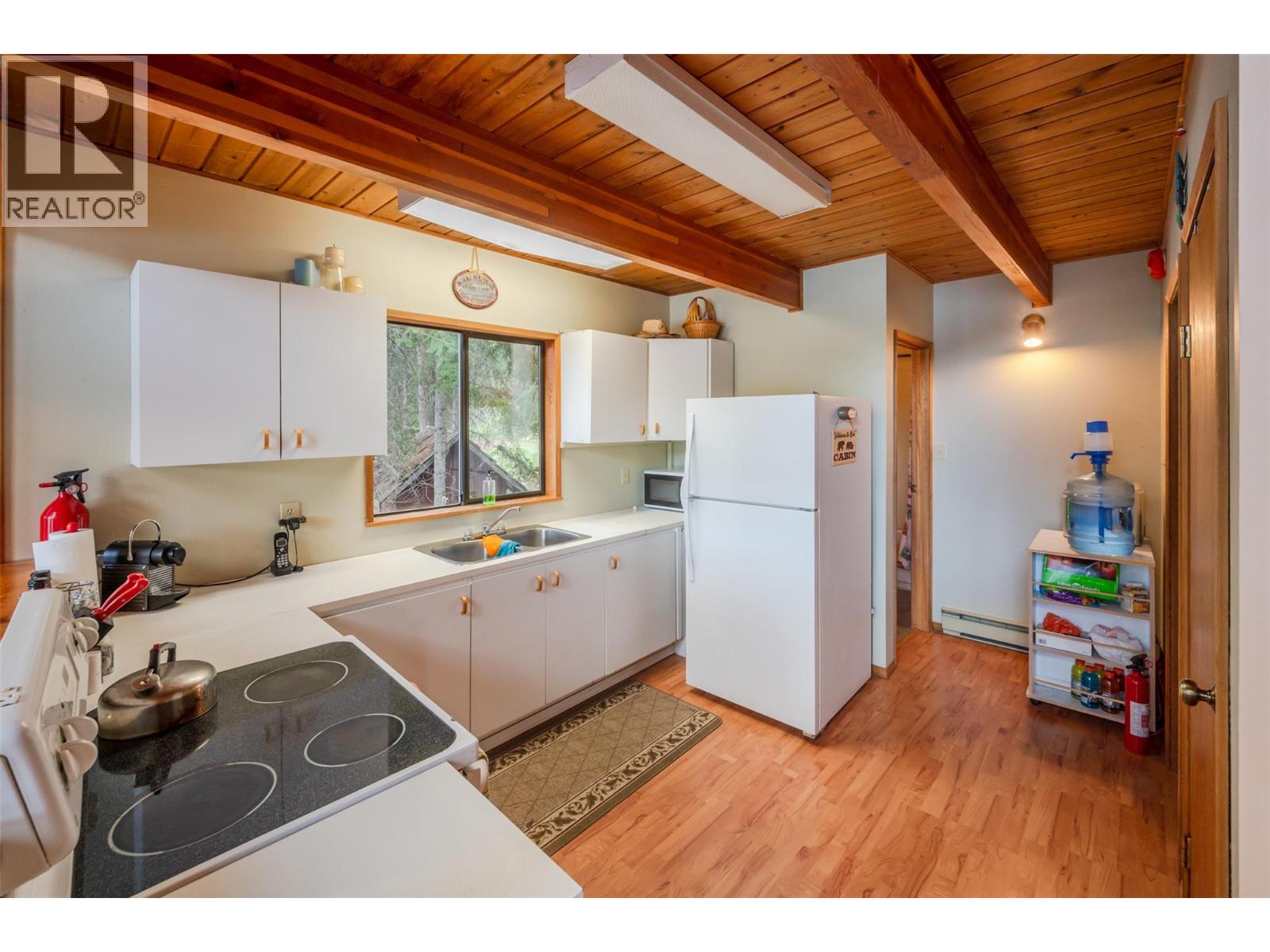 272 Link Lake Road, Princeton