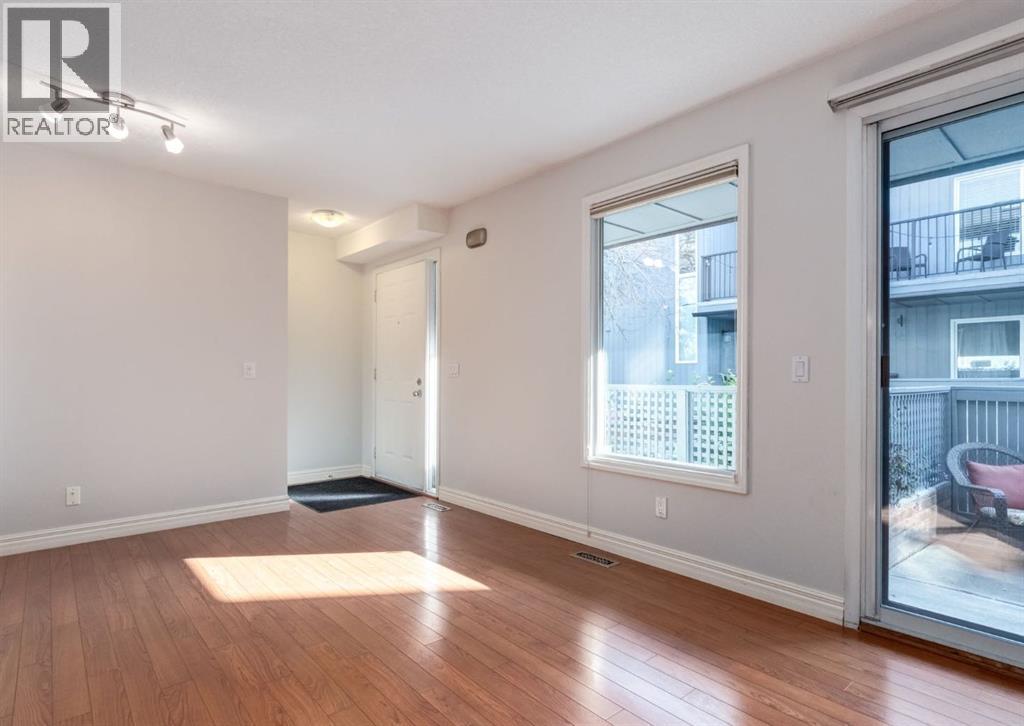 #3 123 13 Avenue NE - 3