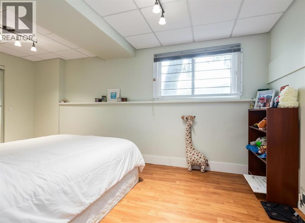 #3 123 13 Avenue NE - 28