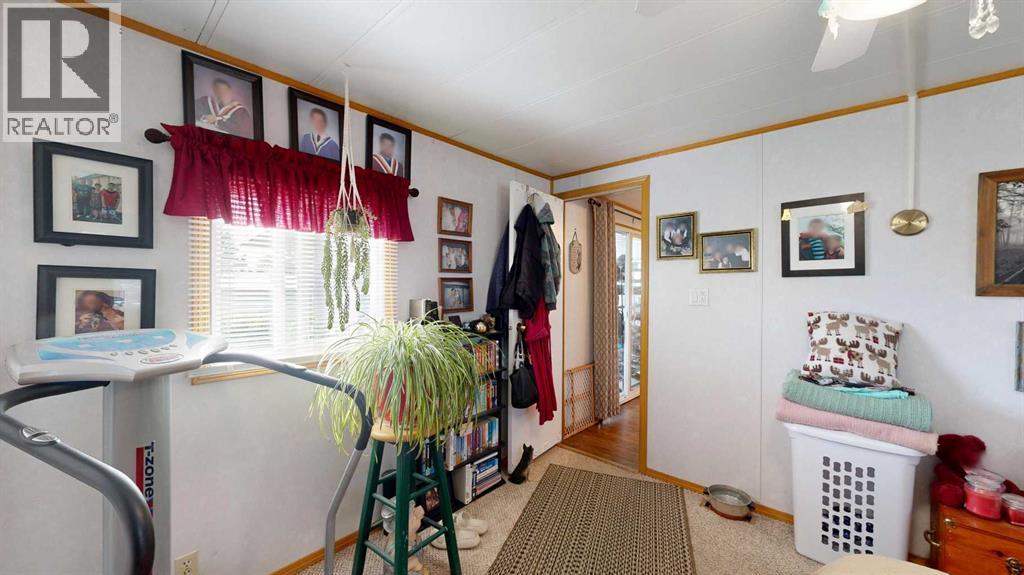 5910 Spruce Park Crescent - Image 12