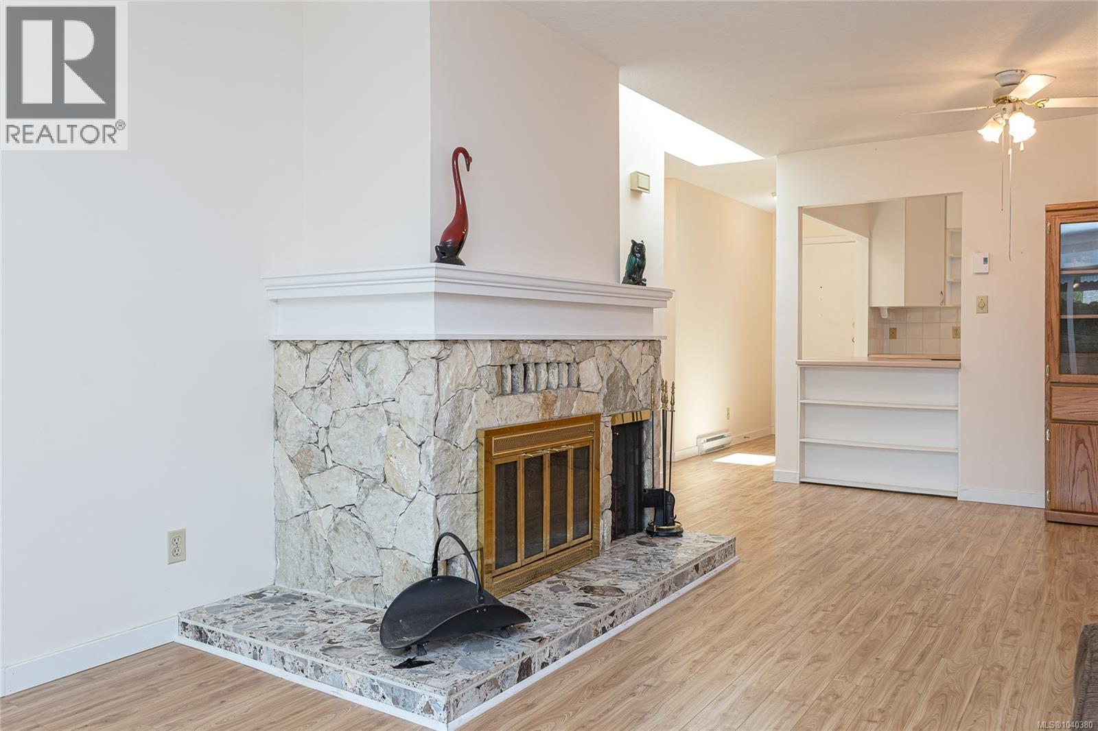 #2 4140 Interurban Rd - 15