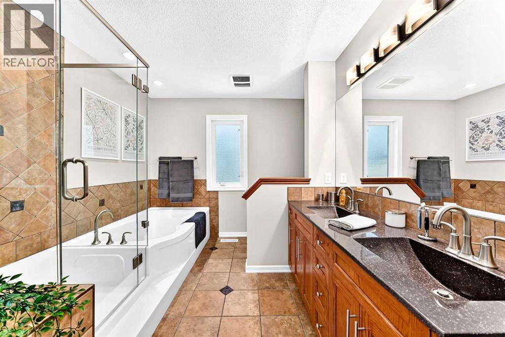 10416 Mapleridge Crescent SE - Image 29
