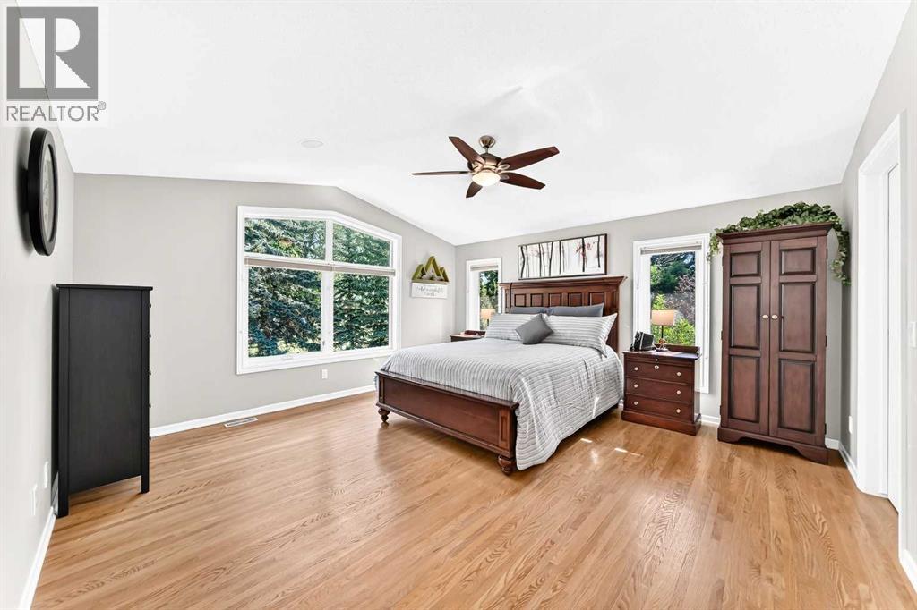 10416 Mapleridge Crescent SE - Image 26
