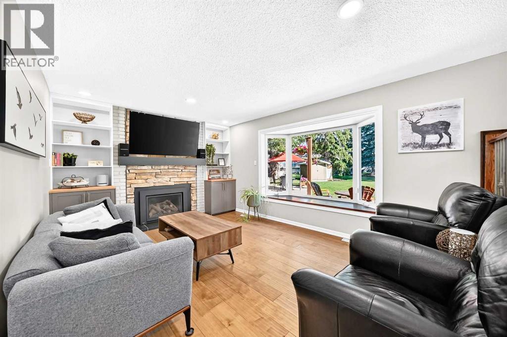 10416 Mapleridge Crescent SE - Image 20