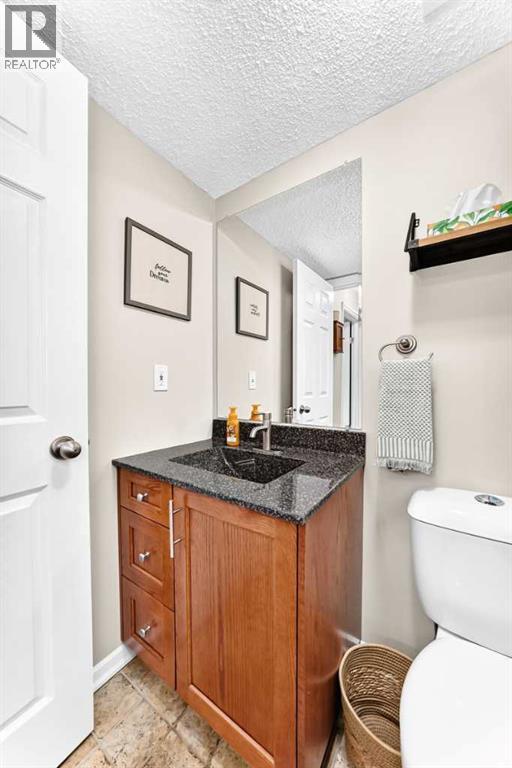 10416 Mapleridge Crescent SE - Image 24