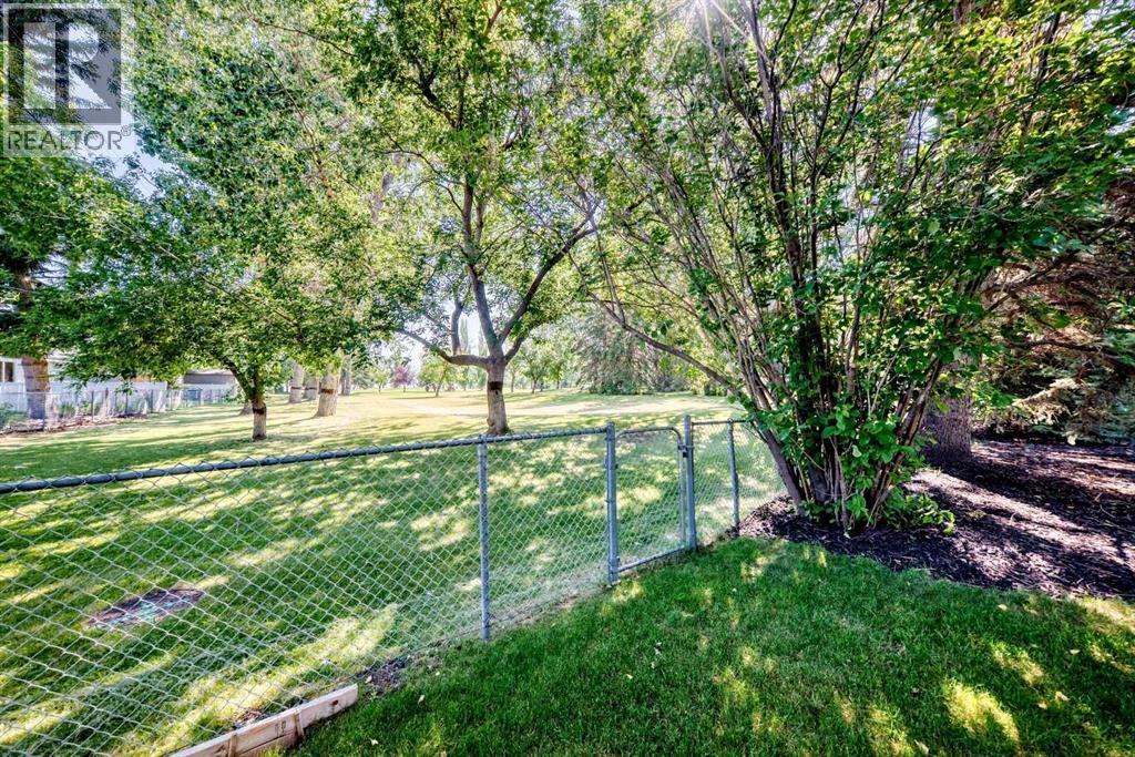 10416 Mapleridge Crescent SE - Image 48