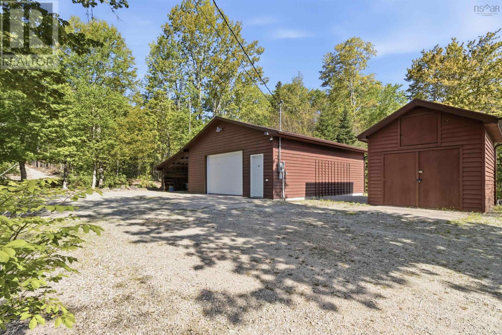 471 Beech Lane - 32