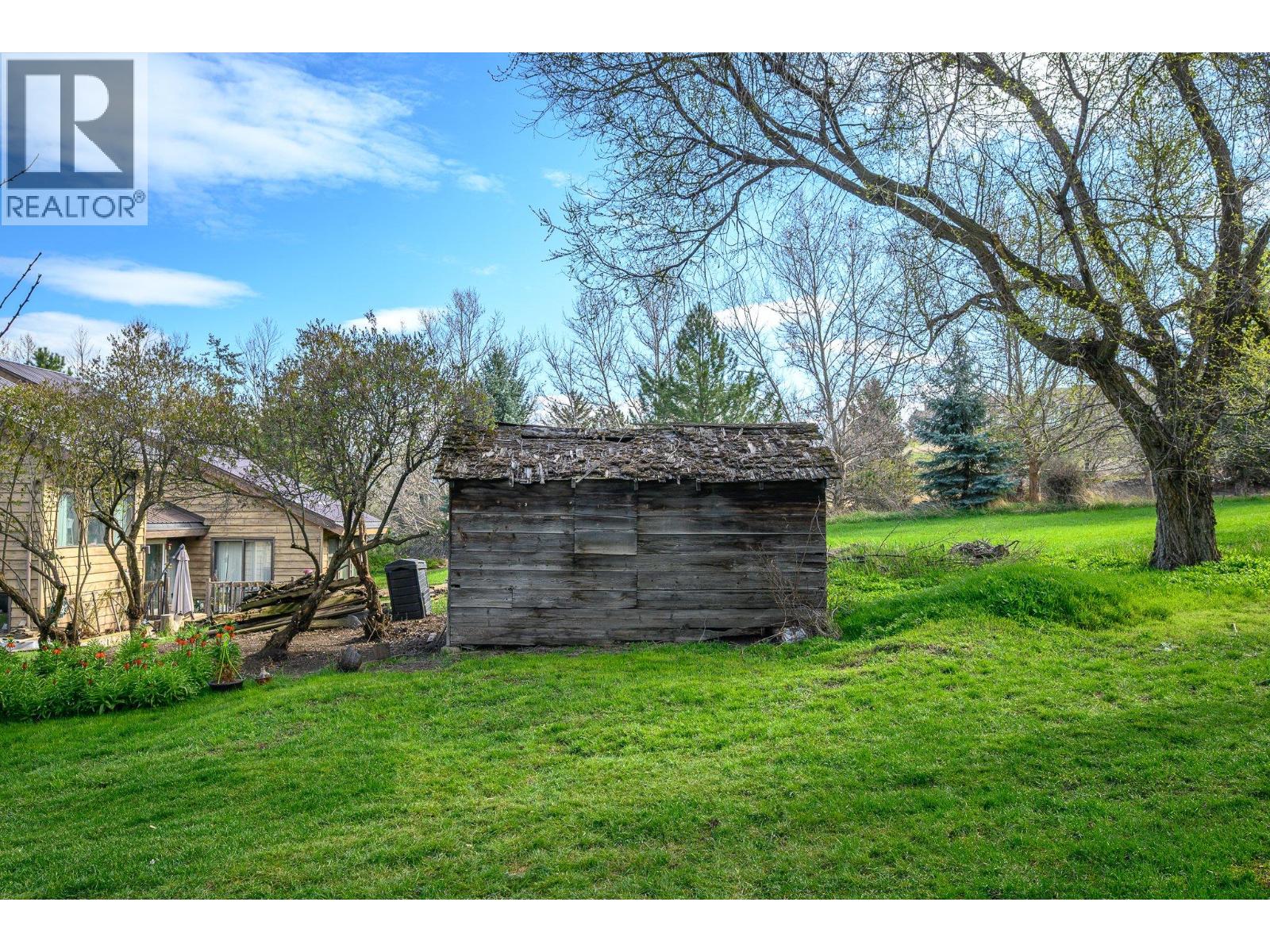 7778 Okanagan Landing Road - 32