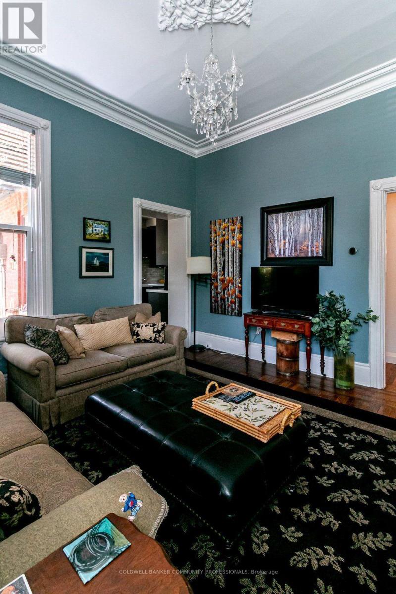 146 FOREST AVENUE - Image 37