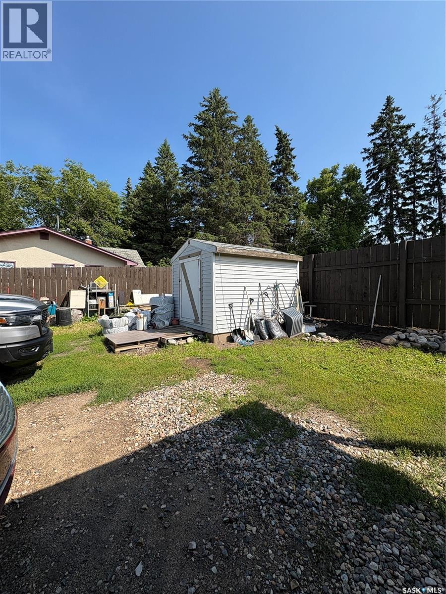 561 18th STREET E - 17