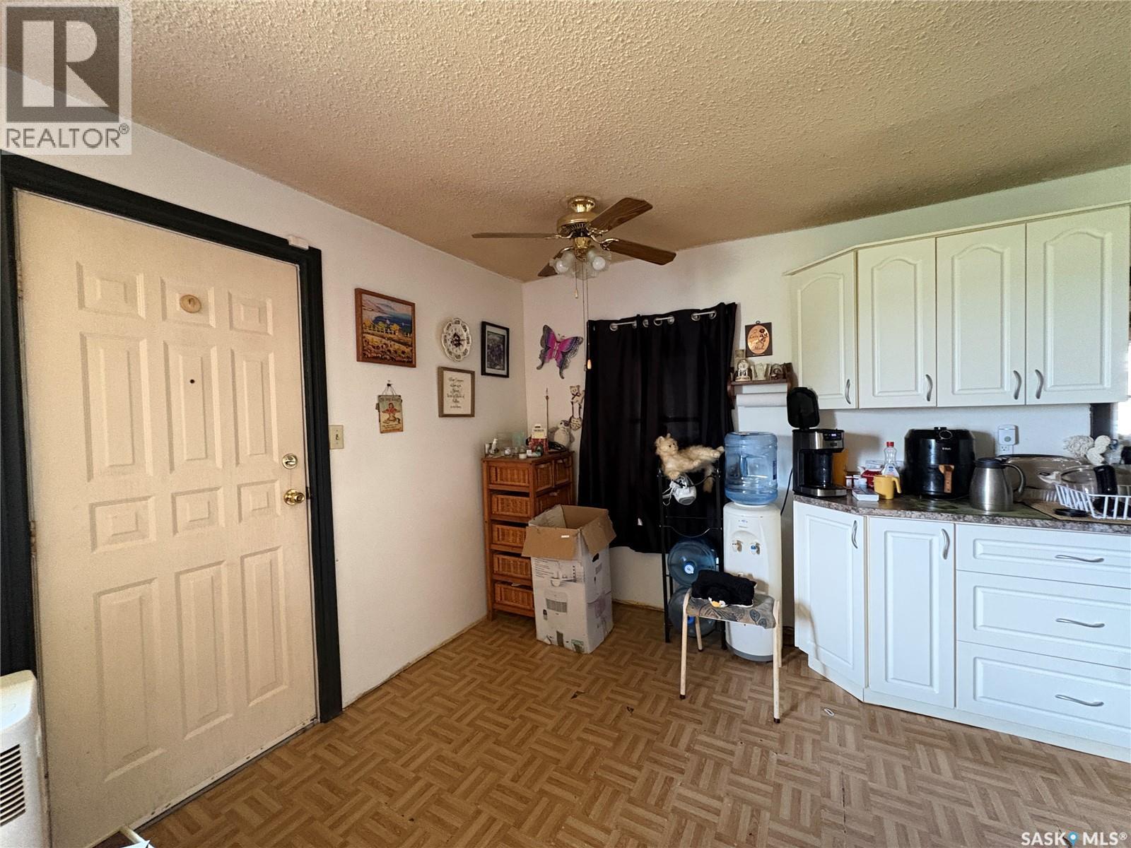 561 18th STREET E - 3