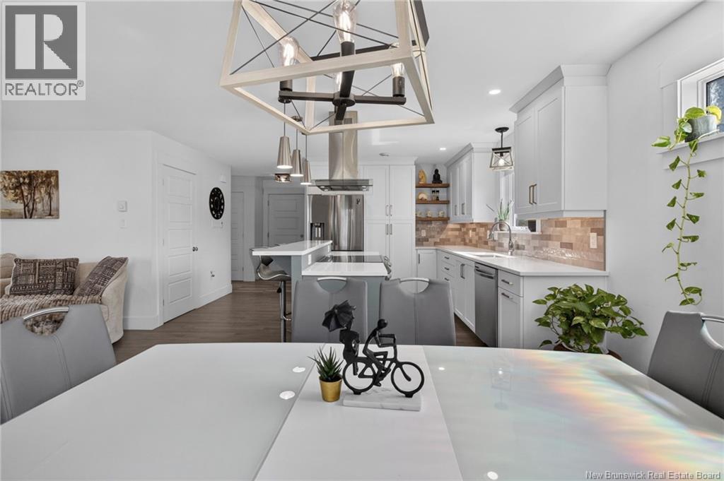 438 Maplehurst Drive - 22
