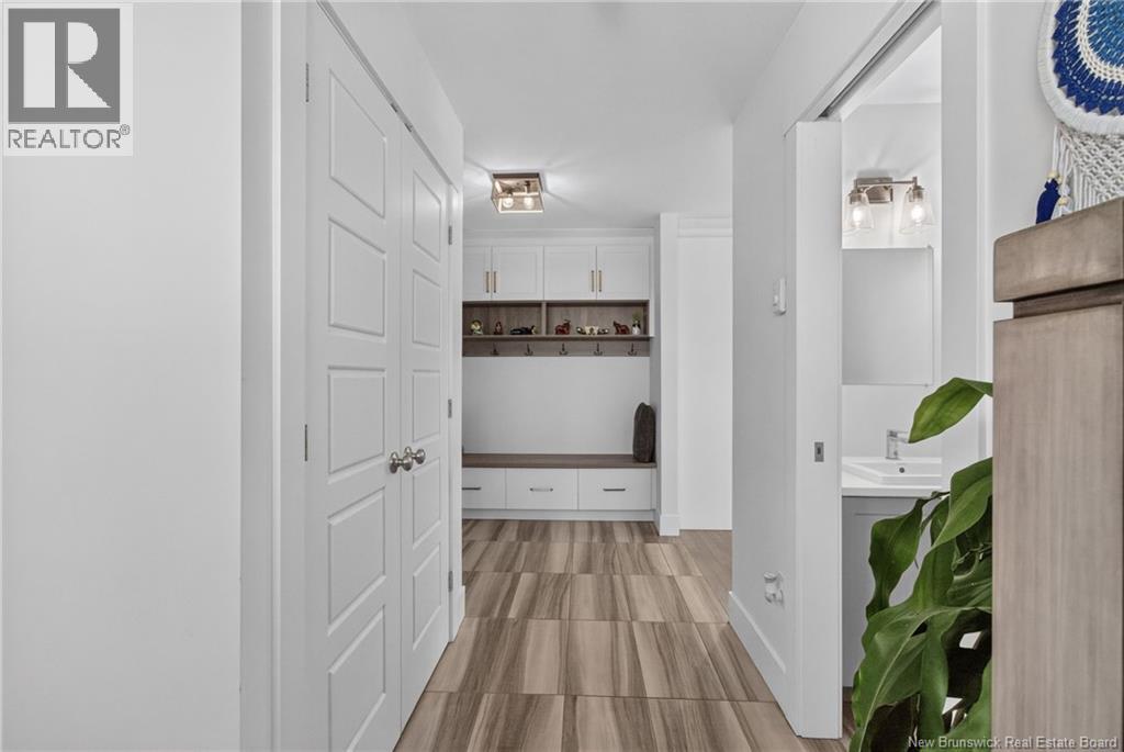 438 Maplehurst Drive - 8