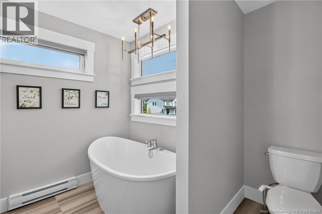 438 Maplehurst Drive - 37