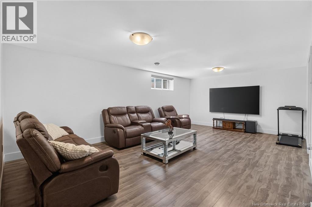 438 Maplehurst Drive - 48