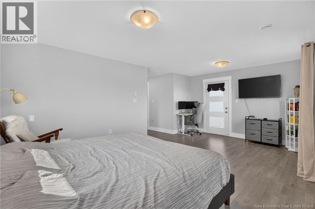 438 Maplehurst Drive - 44