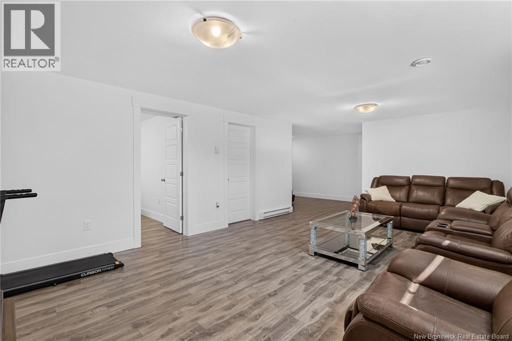 438 Maplehurst Drive - Image 49