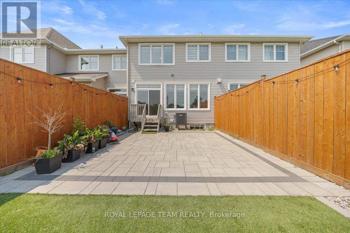 552 JACKDAW AVENUE - 31