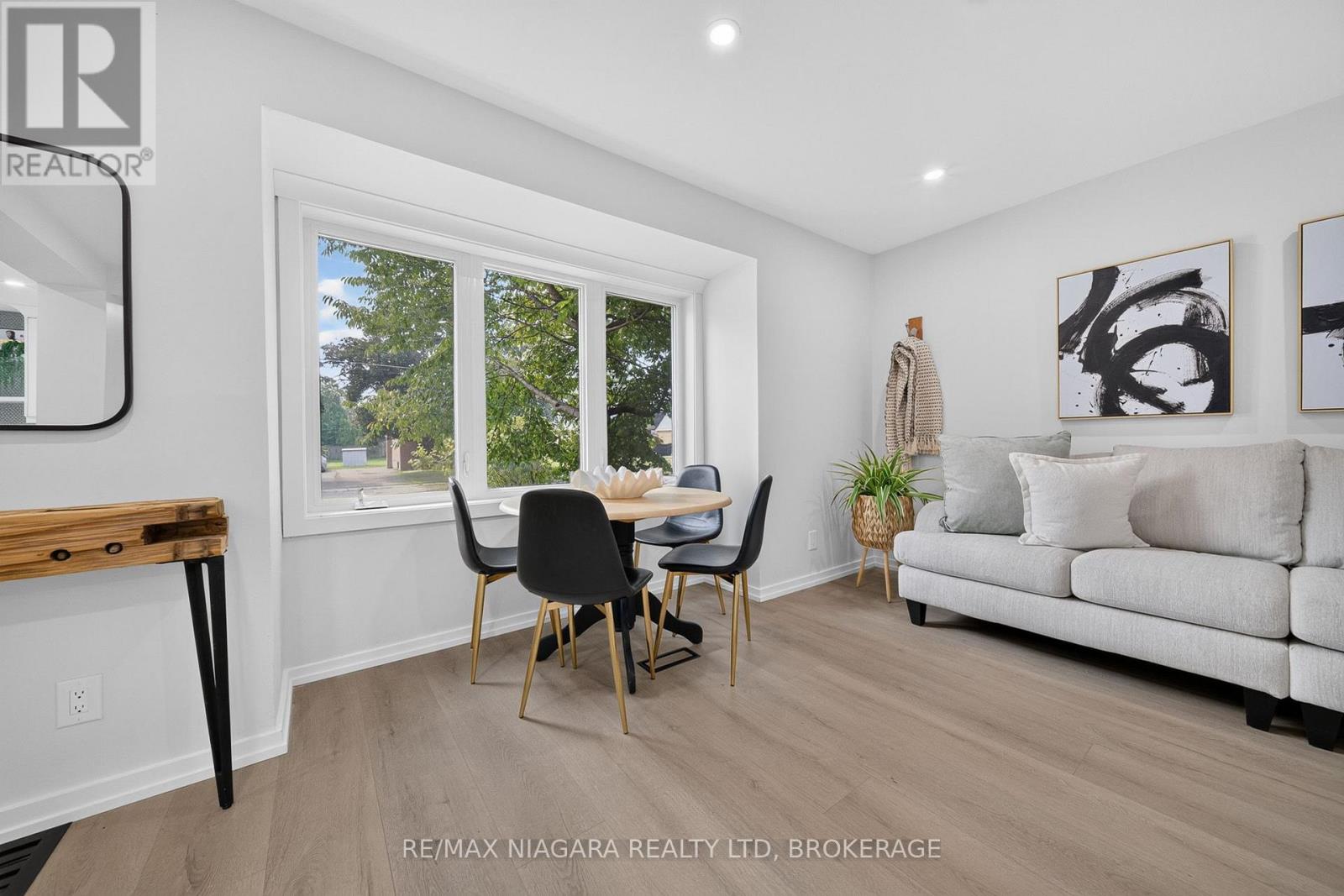 7072 DELL AVENUE - 11