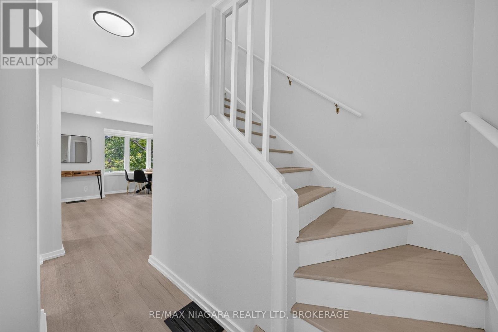 7072 DELL AVENUE - 19