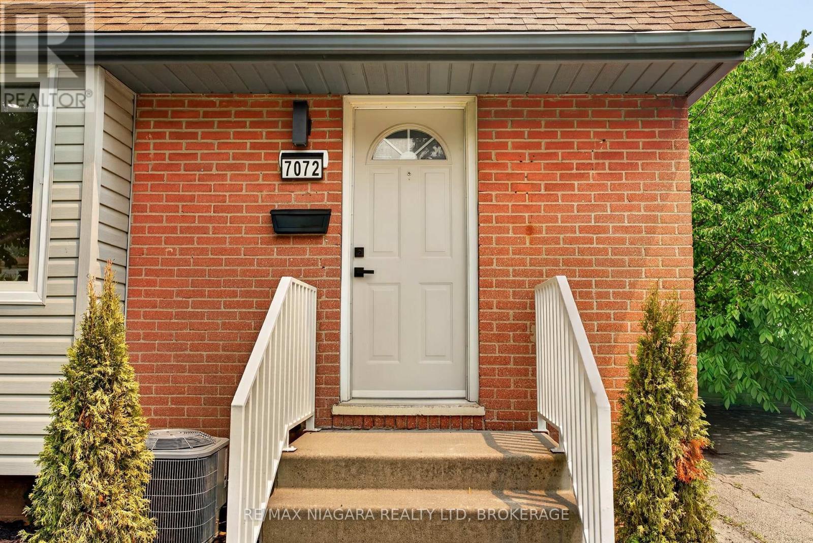 7072 DELL AVENUE - 2