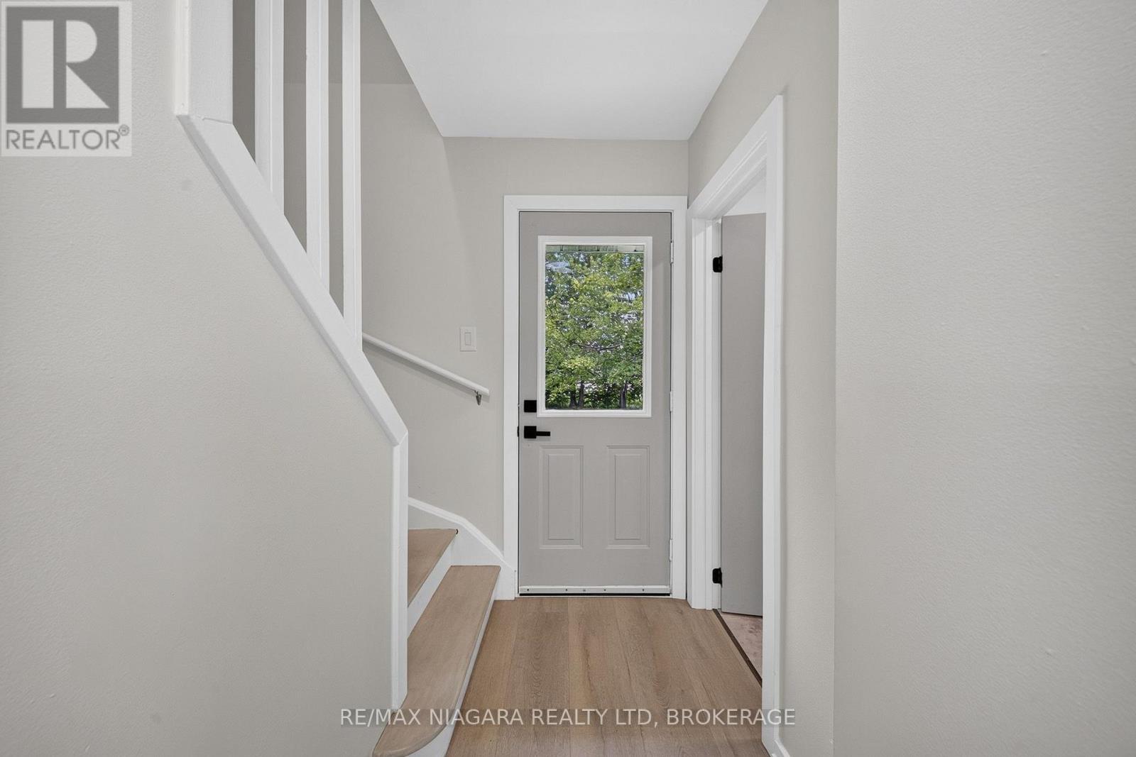 7072 DELL AVENUE - 20