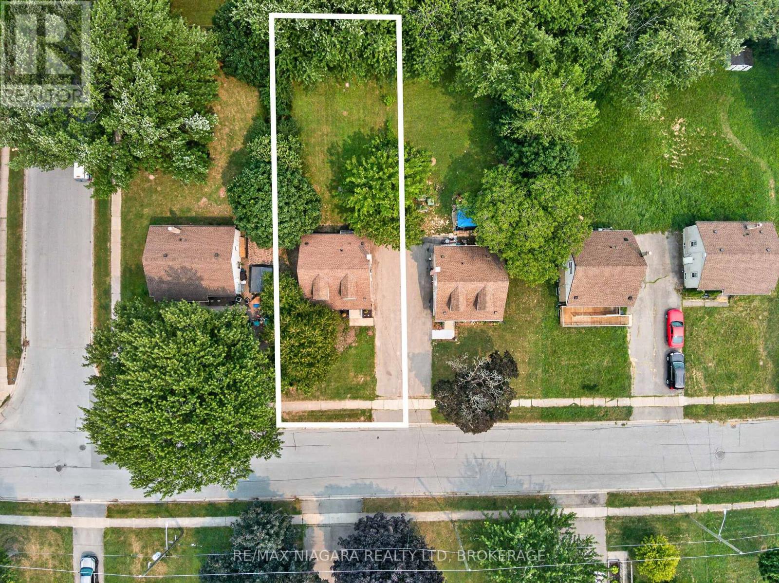 7072 DELL AVENUE - 5