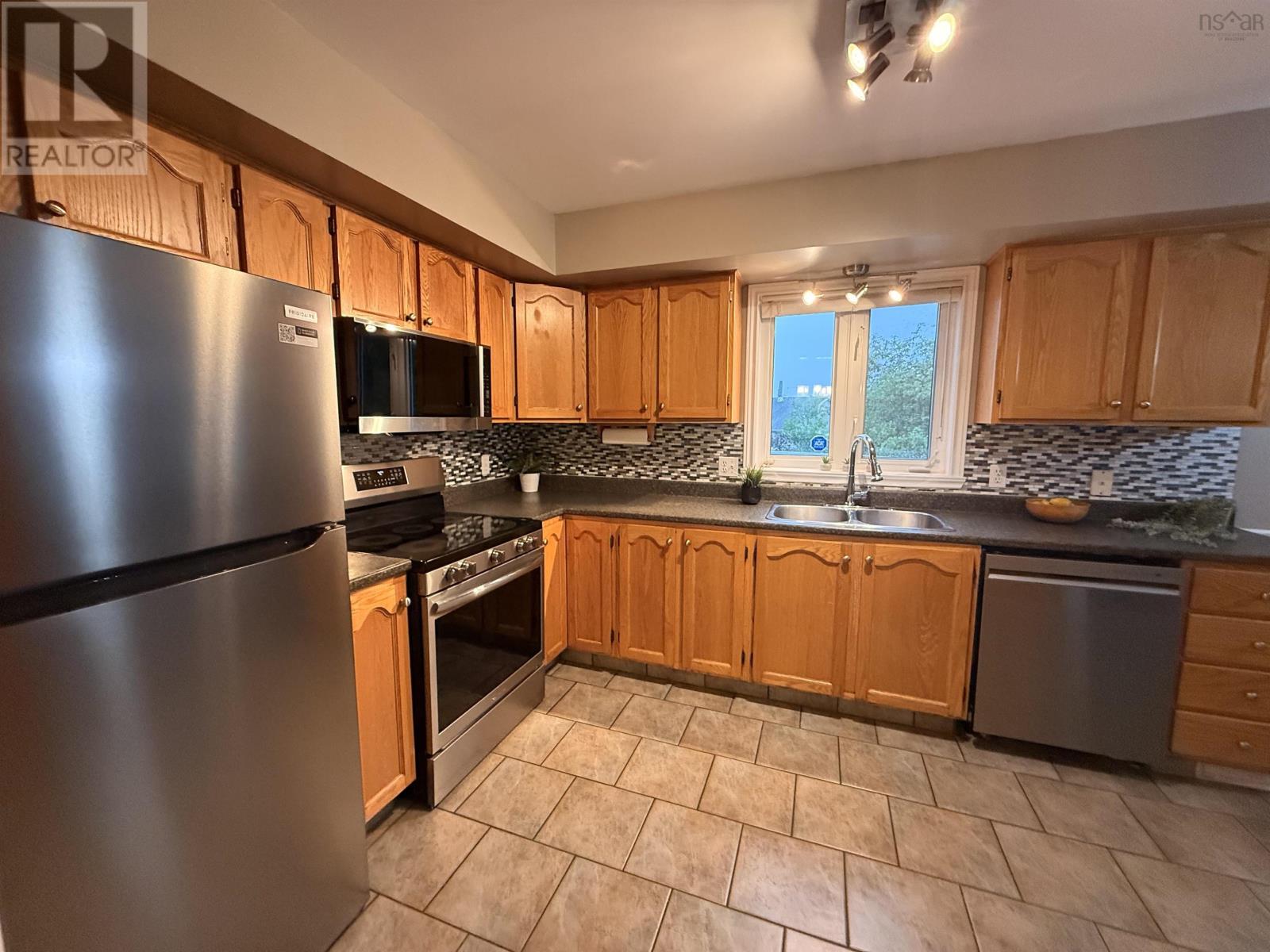 110 Rossing Drive - 10