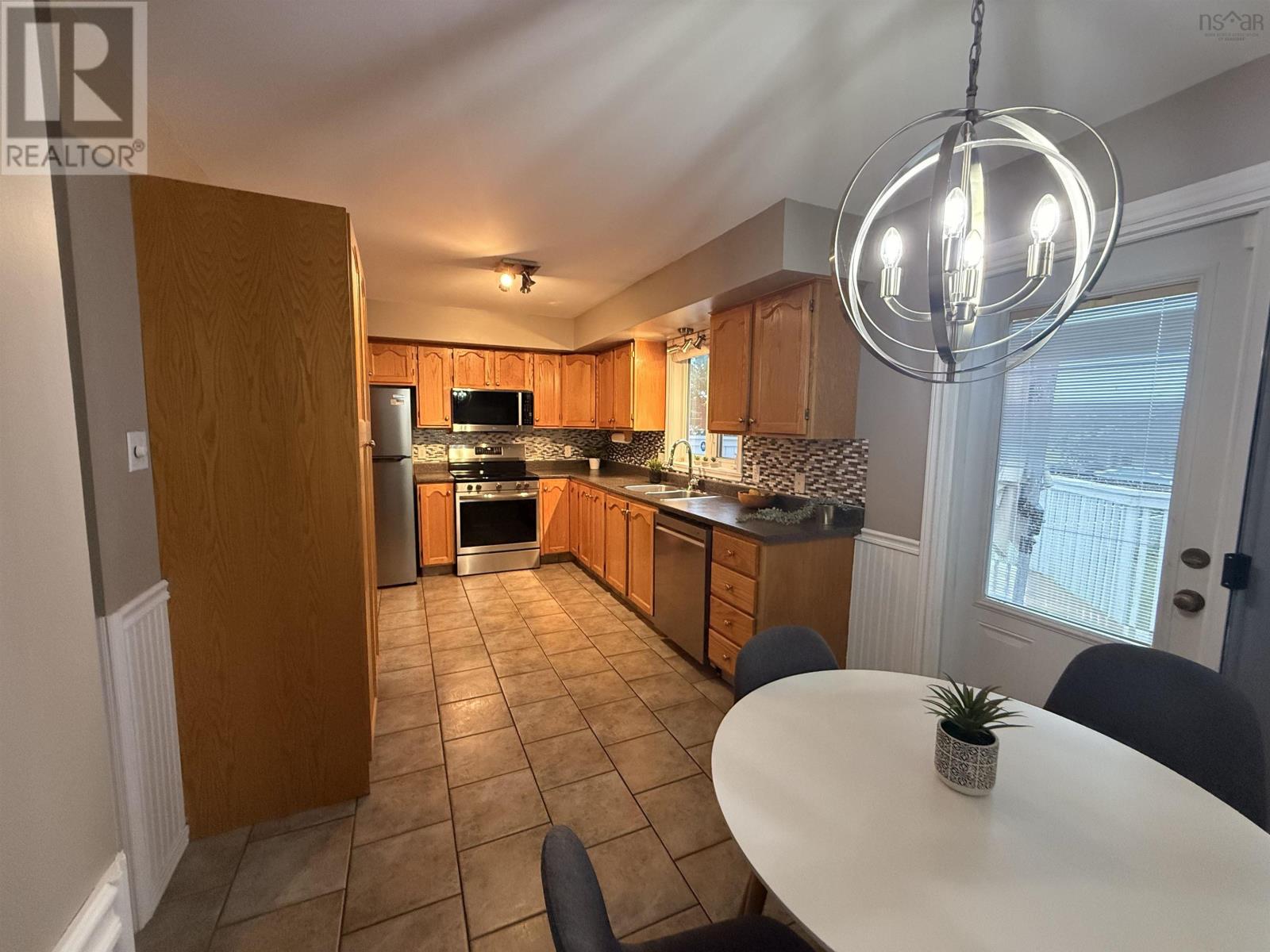 110 Rossing Drive - 13