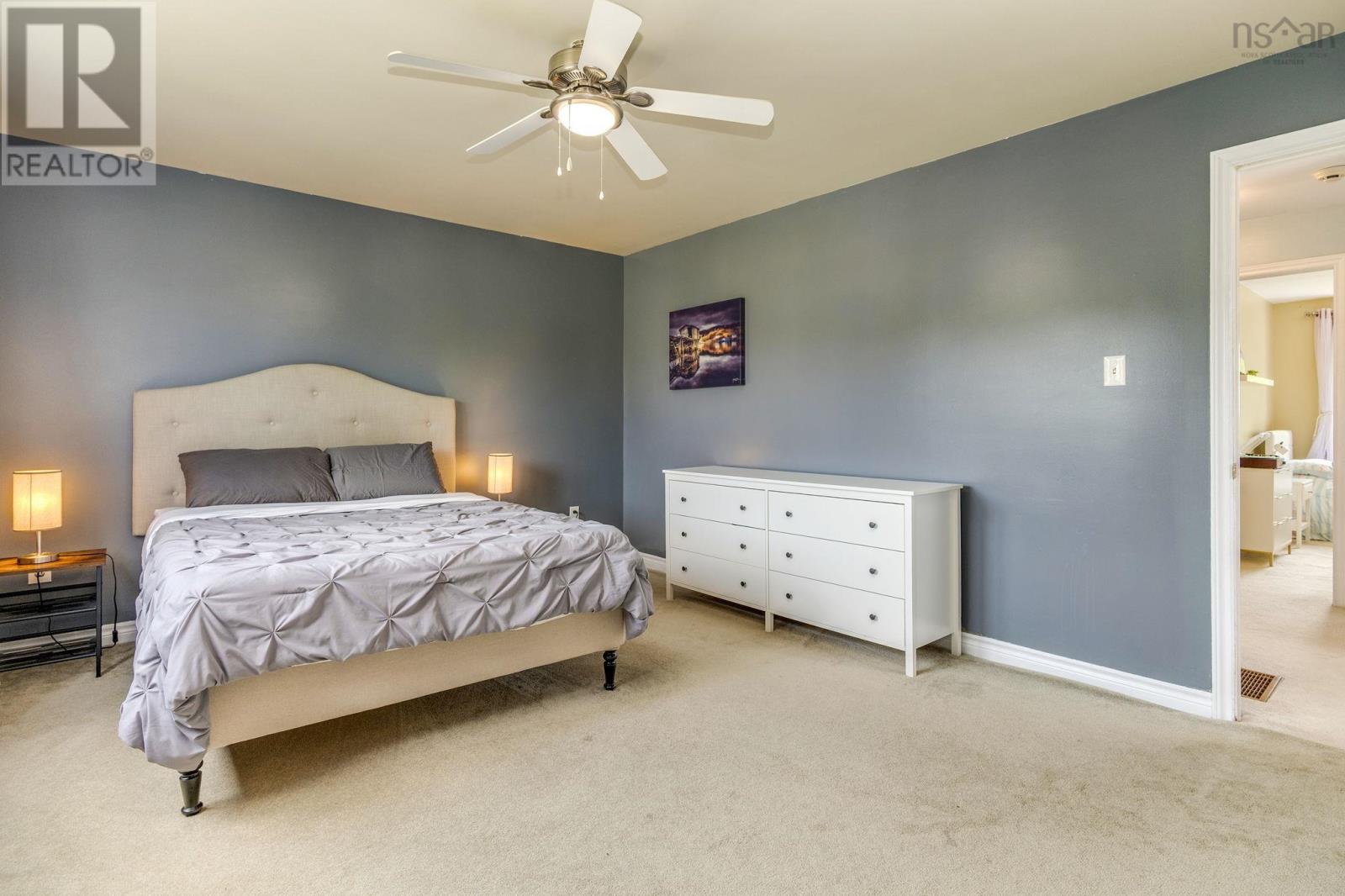 110 Rossing Drive - 18