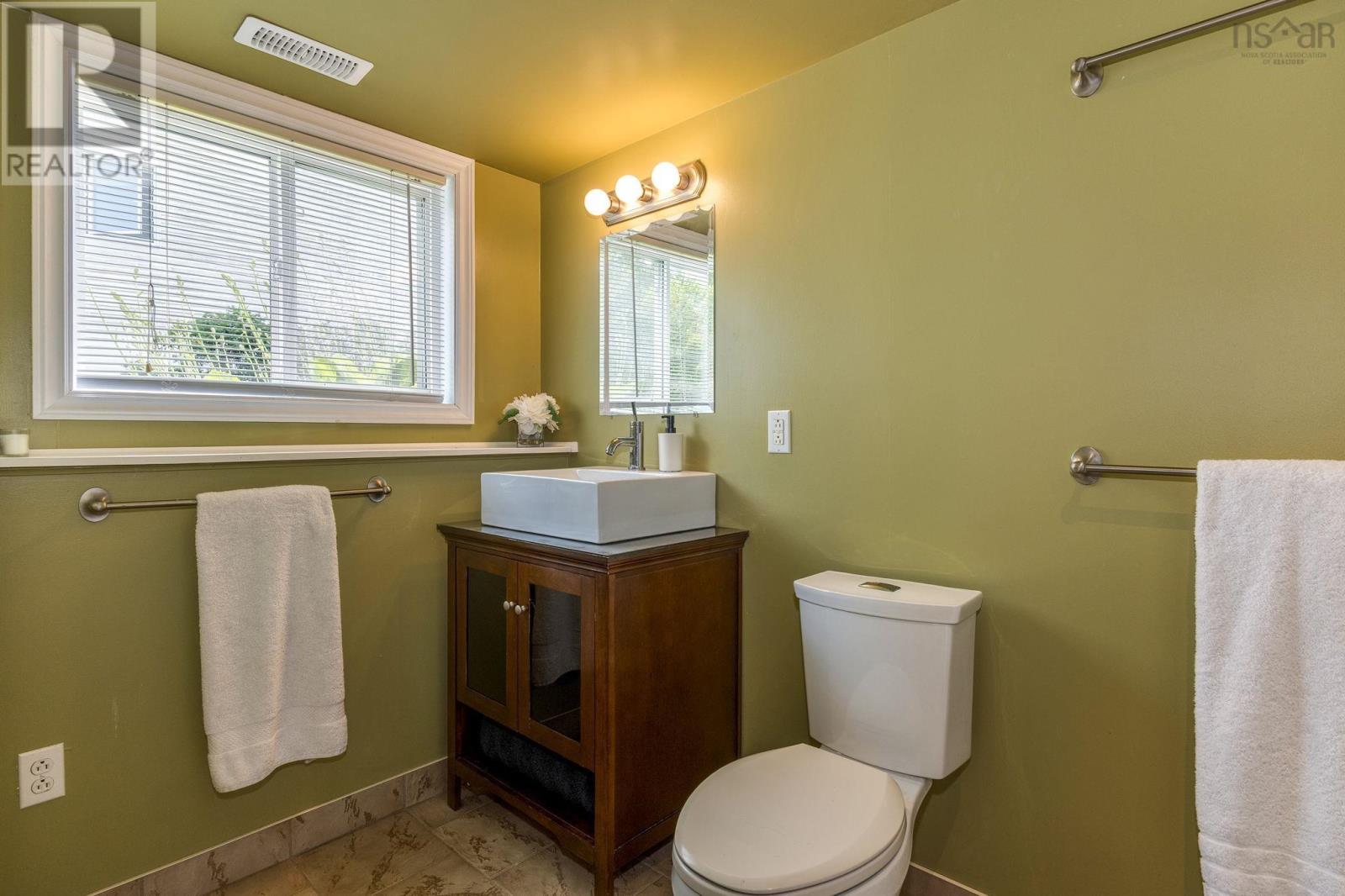 110 Rossing Drive - 28